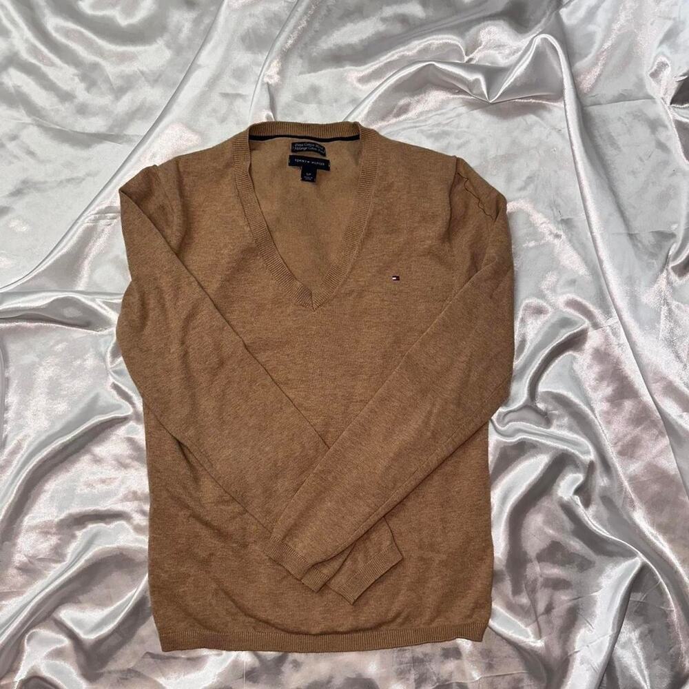 Brown tommy hilfiger v neck sweater
